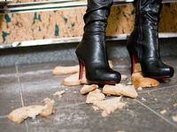 170 Nora 06 May 2009