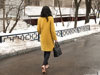 Feet - Ainash - 2018-01-21 A tall barefoot girl