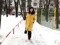 Feet - Ainash - 2018-01-21 A tall barefoot girl