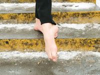 Feet - Ainash - 2018-01-21 A tall barefoot girl