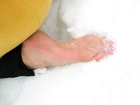 Feet - Ainash - 2018-01-21 A tall barefoot girl