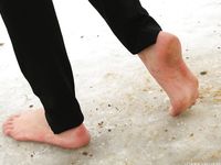 Feet - Ainash - 2018-01-21 A tall barefoot girl