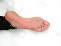 Feet - Ainash - 2018-01-21 A tall barefoot girl