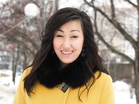 Feet - Ainash - 2018-01-21 A tall barefoot girl