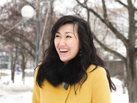 Feet - Ainash - 2018-01-21 A tall barefoot girl