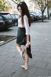 Feet - Albina - 2016-03-26 Barefoot office girl