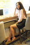 Feet - Albina - 2016-03-26 Barefoot office girl