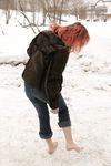 Feet - Alenka - 2006-08-19 Russian barefoot winter