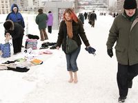 Feet - Alenka - 2006-08-19 Russian barefoot winter