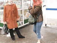 Feet - Alenka - 2006-08-19 Russian barefoot winter