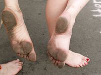 Feet - Alexandra + Olga A - 2011-04-02 Two girls in the center of Moscow