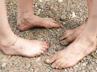 Feet - Alexandra + Olga A - 2011-04-02 Two girls in the center of Moscow