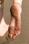 Feet - Alexandra - 2010-08-08 Hot asphalt and bare feet