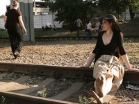 Feet - Alexandra - 2010-08-08 Hot asphalt and bare feet