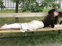 Feet - Alexandra - 2010-08-08 Hot asphalt and bare feet