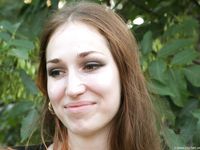 Feet - Alexandra - 2010-08-08 Hot asphalt and bare feet