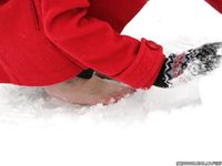 Feet - Alexandra A - 2011-03-27 Barefoot fun