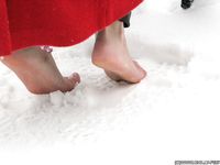 Feet - Alexandra A - 2011-03-27 Barefoot fun