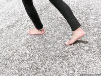 Feet - Alexandra A - 2011-03-27 Barefoot fun