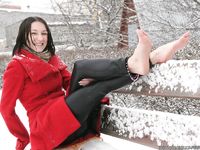 Feet - Alexandra A - 2011-03-27 Barefoot fun