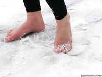 Feet - Alexandra B - 2011-06-09 Snow fun