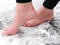 Feet - Alexandra B - 2011-06-09 Snow fun