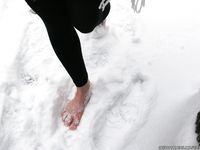 Feet - Alexandra B - 2011-06-09 Snow fun