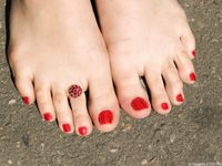 Feet - Alexandra C - 2012-03-05 Hot summer feet