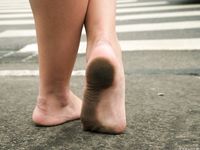 Feet - Alexandra E - 2013-09-20 Office girl