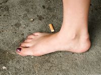 Feet - Alexandra E - 2013-09-20 Office girl