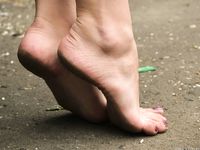 Feet - Alexandra E - 2013-09-20 Office girl