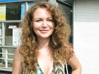 Feet - Alina A - 2015-04-22 Delightful barefoot girl