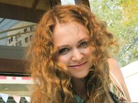 Feet - Alina A - 2015-04-22 Delightful barefoot girl