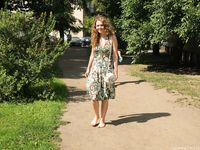 Feet - Alina A - 2015-04-22 Delightful barefoot girl