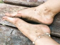 Feet - Alina A - 2015-04-22 Delightful barefoot girl