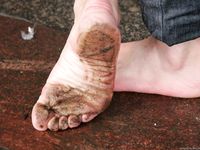 Feet - Alisa - 2011-03-27 Crazy barefoot girl in snowy streets