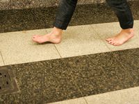 Feet - Alisa - 2011-03-27 Crazy barefoot girl in snowy streets