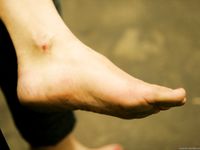 Feet - Alisa - 2011-03-27 Crazy barefoot girl in snowy streets