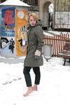 Feet - Alisa - 2011-03-27 Crazy barefoot girl in snowy streets