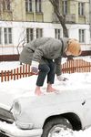 Feet - Alisa - 2011-03-27 Crazy barefoot girl in snowy streets