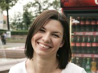 Feet - Alisa A - 2013-01-03 Hot beauty in T-shirt and shorts