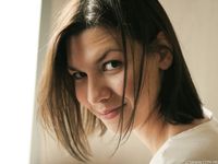 Feet - Alisa A - 2013-01-03 Hot beauty in T-shirt and shorts