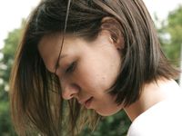 Feet - Alisa A - 2013-01-03 Hot beauty in T-shirt and shorts