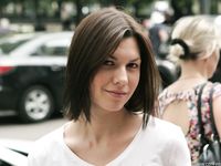 Feet - Alisa A - 2013-01-03 Hot beauty in T-shirt and shorts