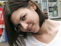 Feet - Alisa A - 2013-01-03 Hot beauty in T-shirt and shorts