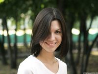 Feet - Alisa A - 2013-01-03 Hot beauty in T-shirt and shorts