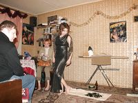 Feet - Alla + Lena + Tatyana - 2004-03-04 Glass walking