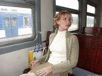 Feet - Alla - 2004-06-28 Barefoot at the railway station in the rain