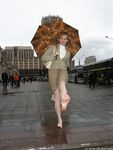 Feet - Alla - 2004-06-28 Barefoot at the railway station in the rain