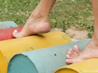 Feet - Alla - 2006-07-15 Bare feet and the City